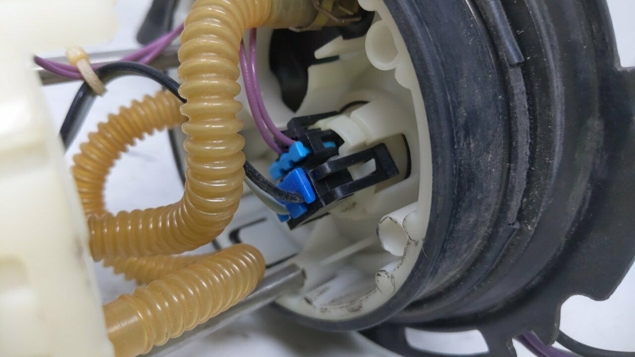 20042004 Gmc Envoy Xuv Electrical Gas Fuel Pump Assembly 49132 Fuel