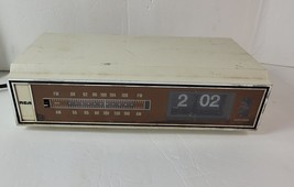 Vintage 70's Rca Model RZS332Y AM/FM Radio Table Flip Clock Century White Works - $69.29