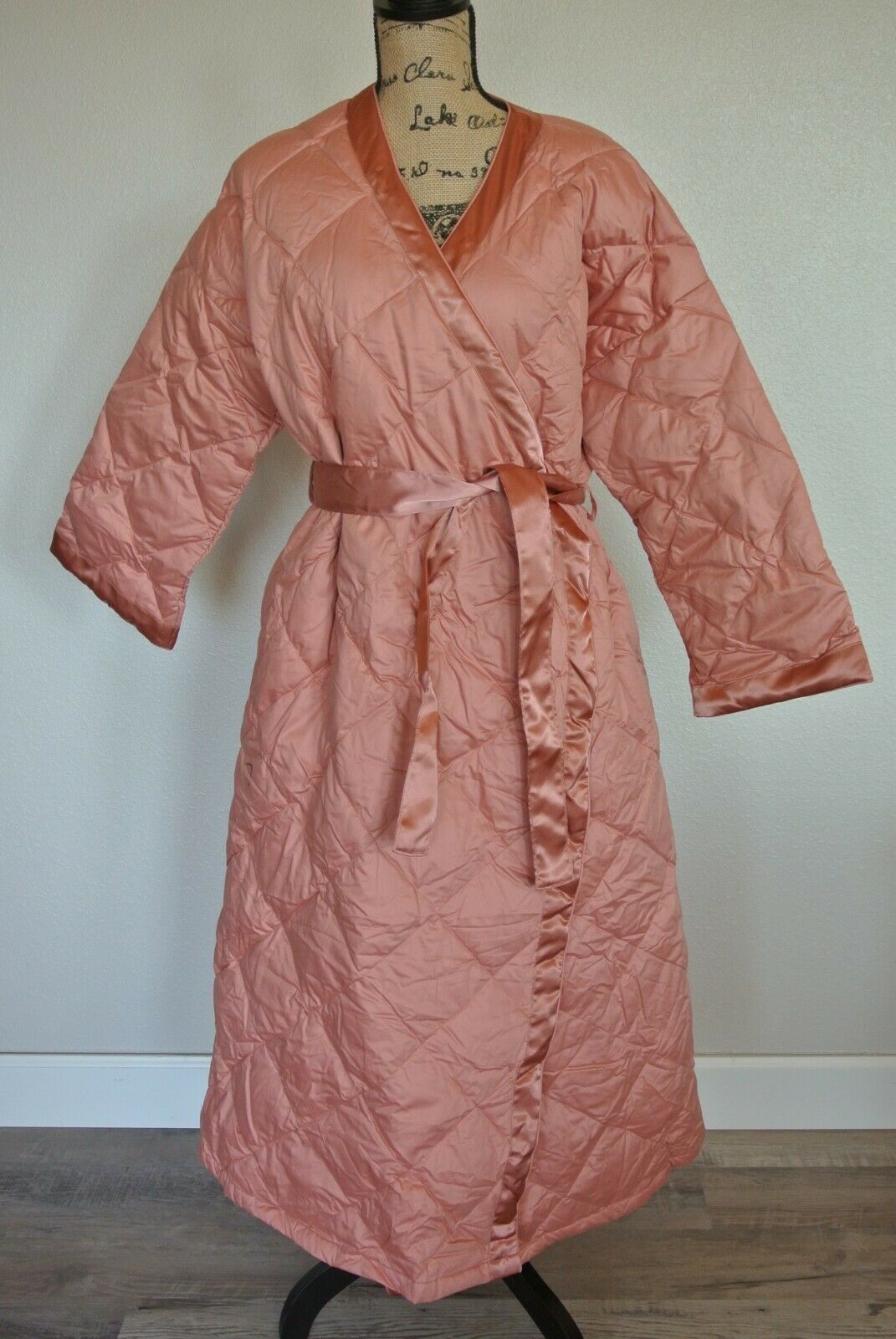 NWT CUDDLEDOWN 398 Dusty Rose Long GooseDown Wrap Robe Coat M may fit