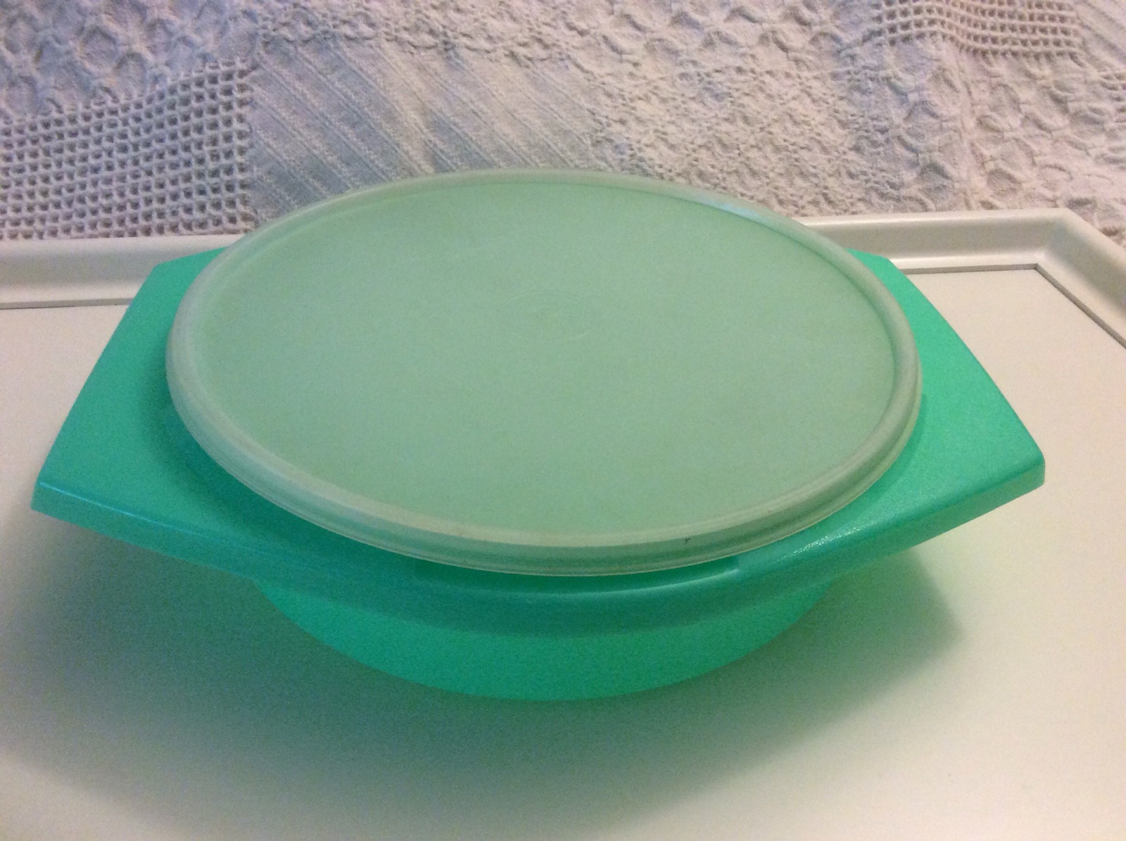 Tupperware Green 7864 Cabbage Cheese Grater Bowl and Lid Only Other