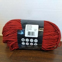 Red Heart Skein Yarn 100% Acrylic Berry Red 6oz Art E400B scarf No Dye Lot - $9.41
