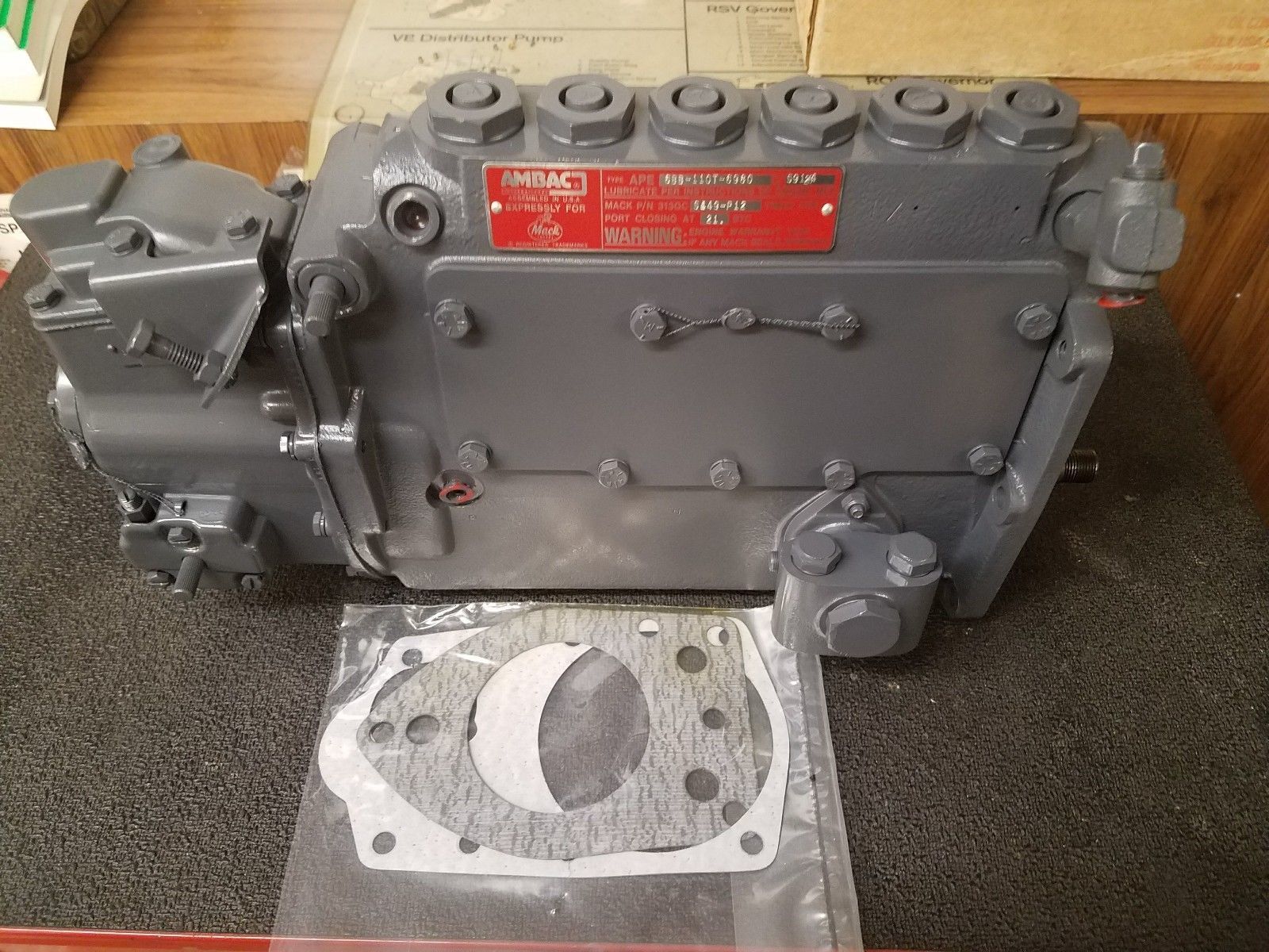 MACK EM6 237 Fuel Injection Pump 313GCS449P12 APE6BB11T6980 American Bosch Fuel Pumps