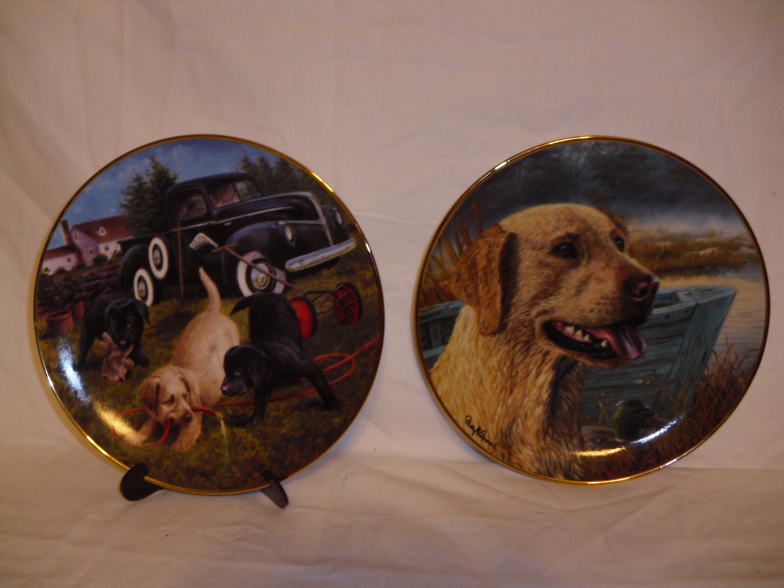 TWO FRANKLIN MINT DOG PLATES(EXCELLENT) - Collector Plates