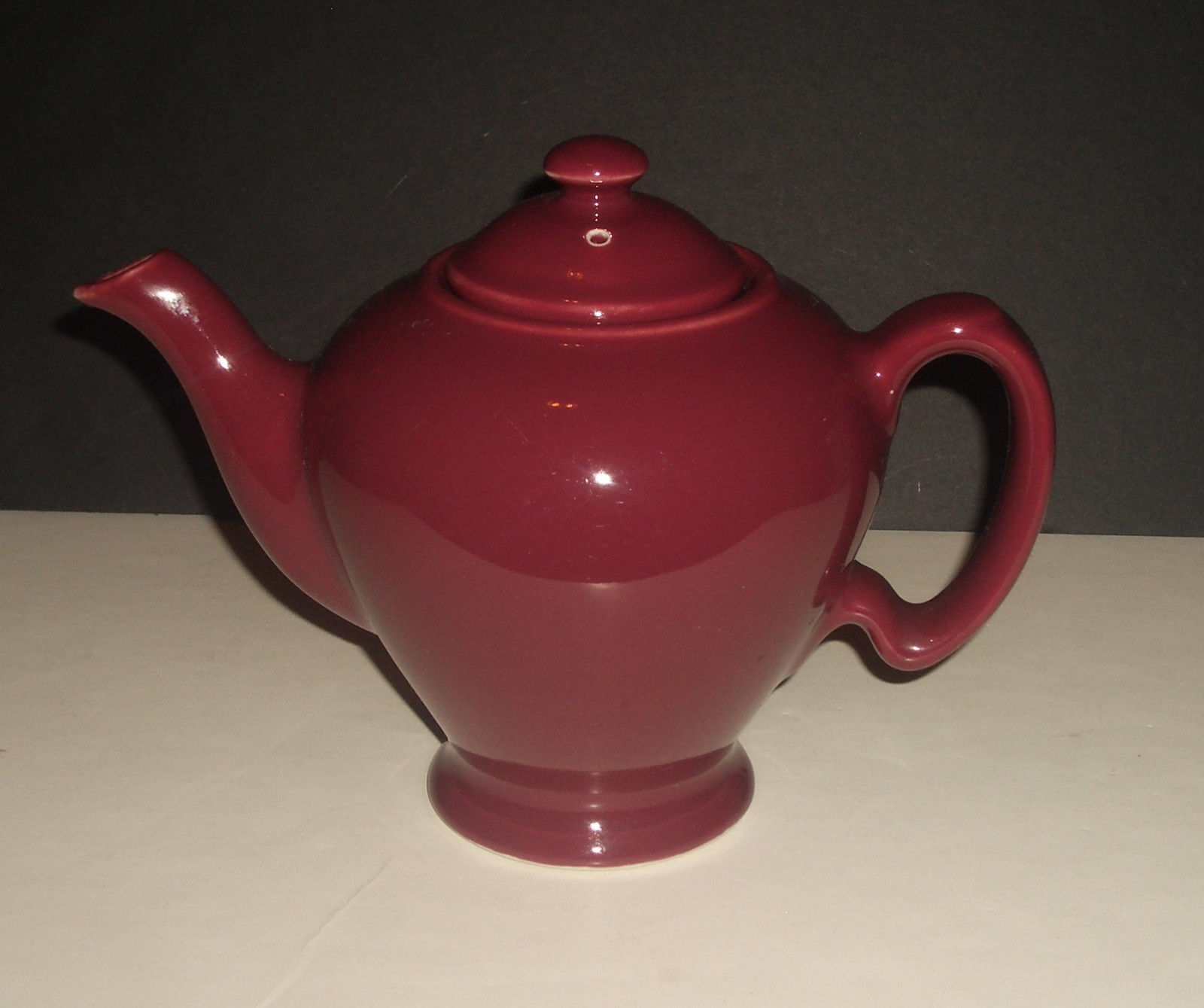 McCormick Teapot Baltimore MD Burgundy Signed Marked "JB" or "J8