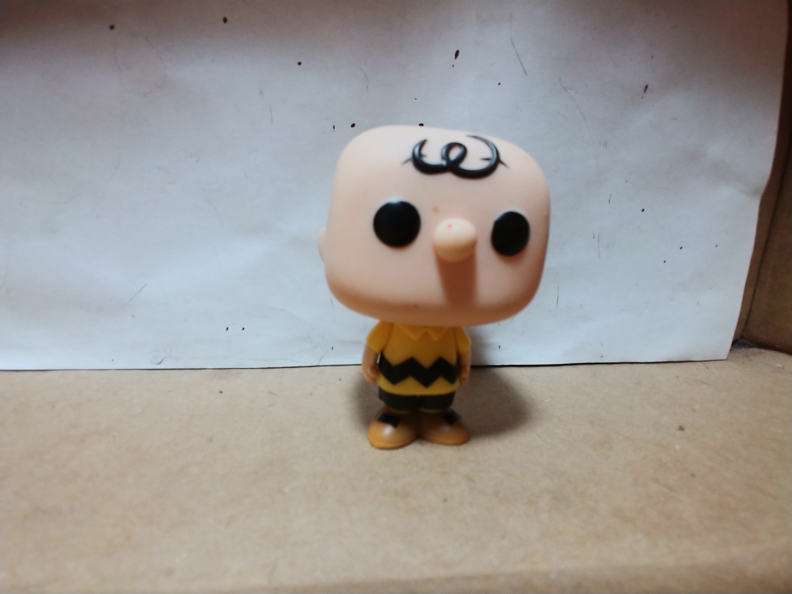 funko pop peanuts charlie brown