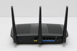 Linksys EA7200 Max-Stream Dual-Band AC1750 Wi-Fi 5 Router image 4