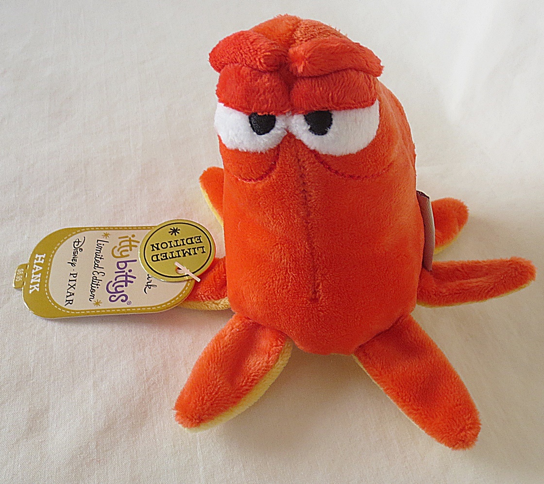 Hallmark Itty Bittys Disney Finding Nemo Hank Plush Limited Edition ...