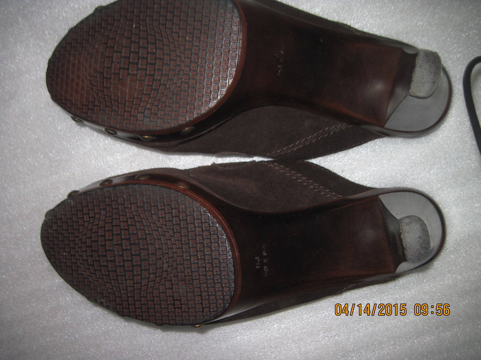 Stuart Weizman Mules/Clogs brown Suede Leather Heel shoes size 8M - Heels