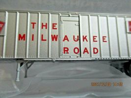 Trainworx Stock # 40434-10 to -12 Milwaukee 40' Flexi-Van Trailer N-Scale image 4