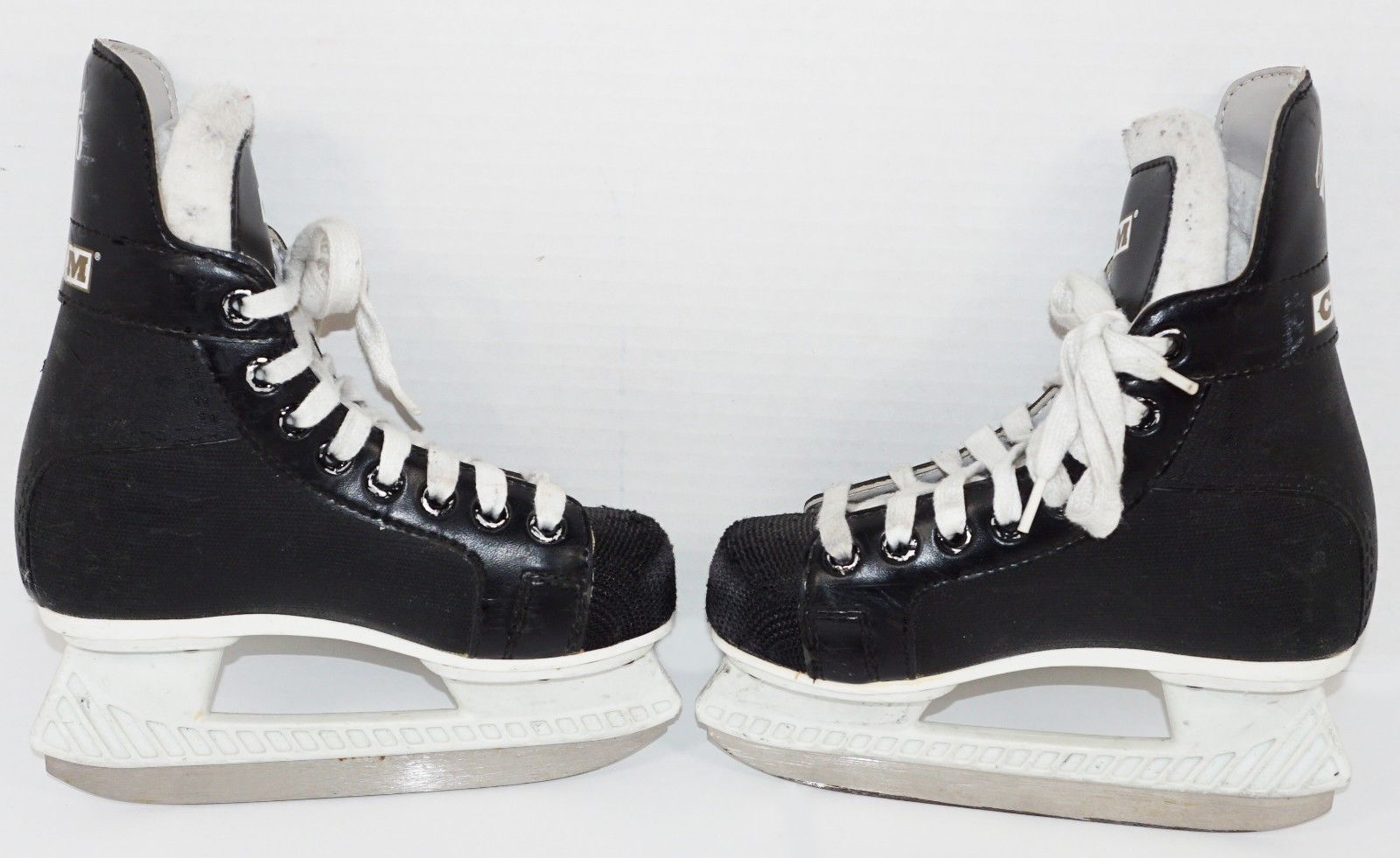 ccm champion 90 hockey skates