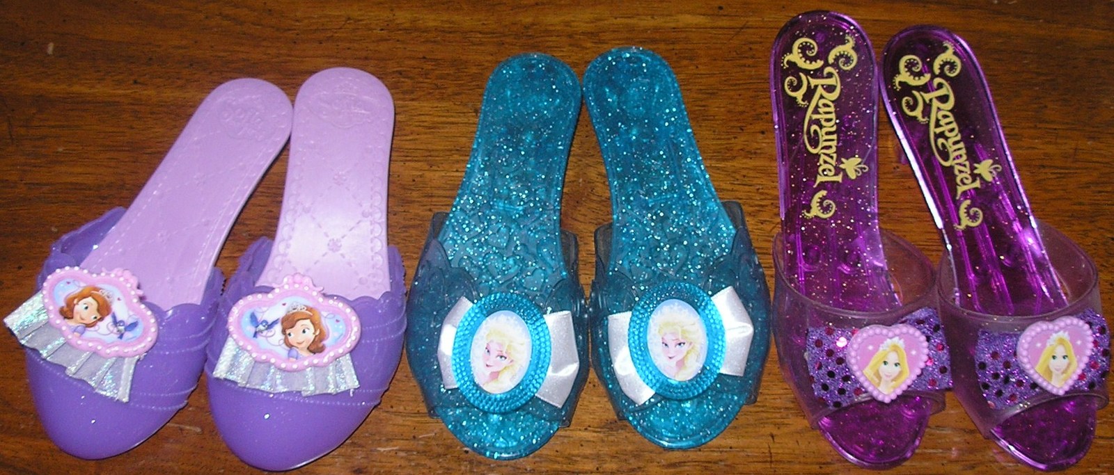 5 Pair Of Disney Plasic Princess High Heel Shoes Toy Shoes Tv