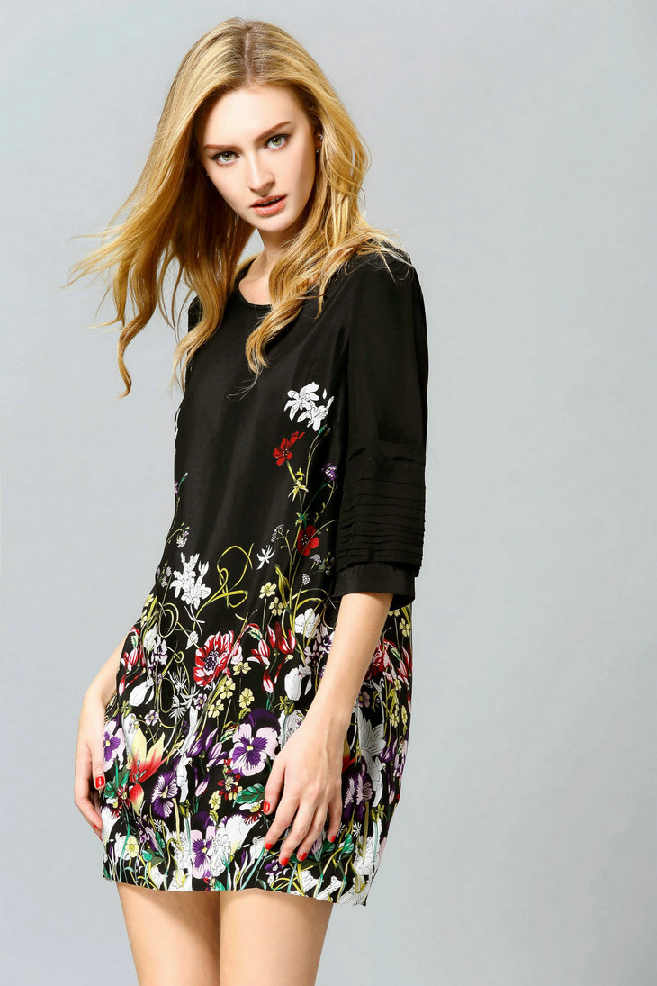 Round Neck Printed Casual Dresses Round Neck Printed Casual Dresses