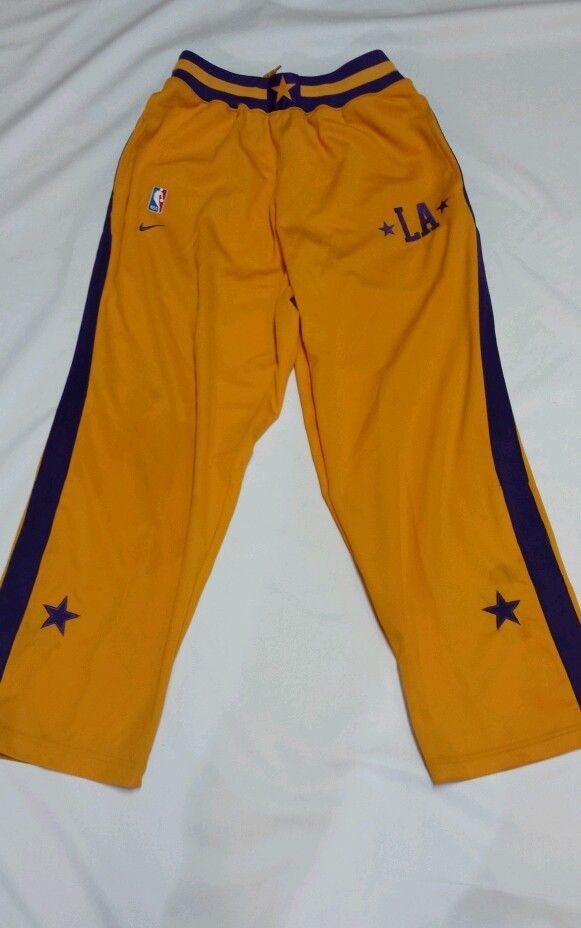 nike lakers warm up pants