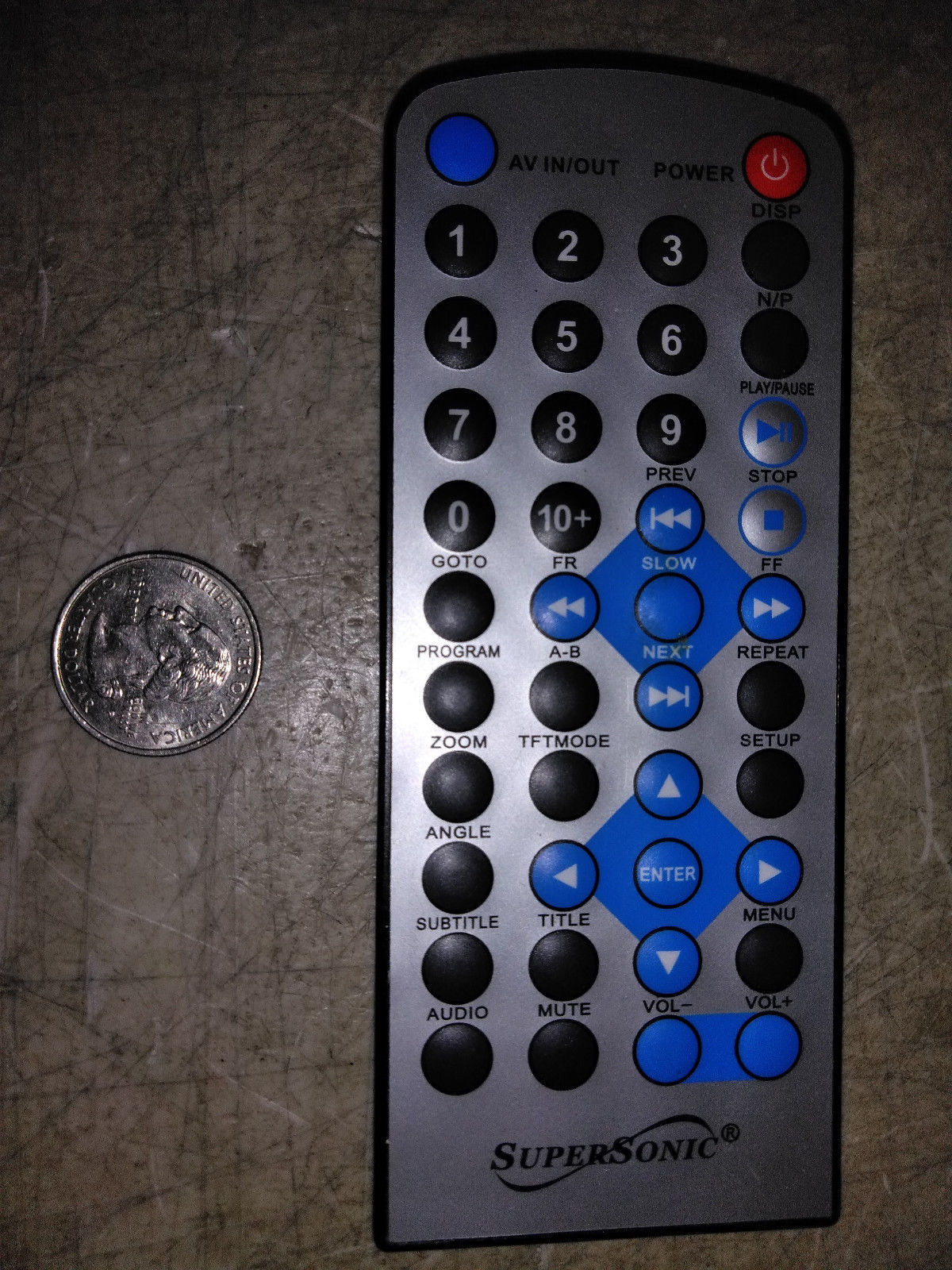 8KK63 SUPERSONIC REMOTE CONTROL, BATTERY NOT INCLUDED, VERY GOOD