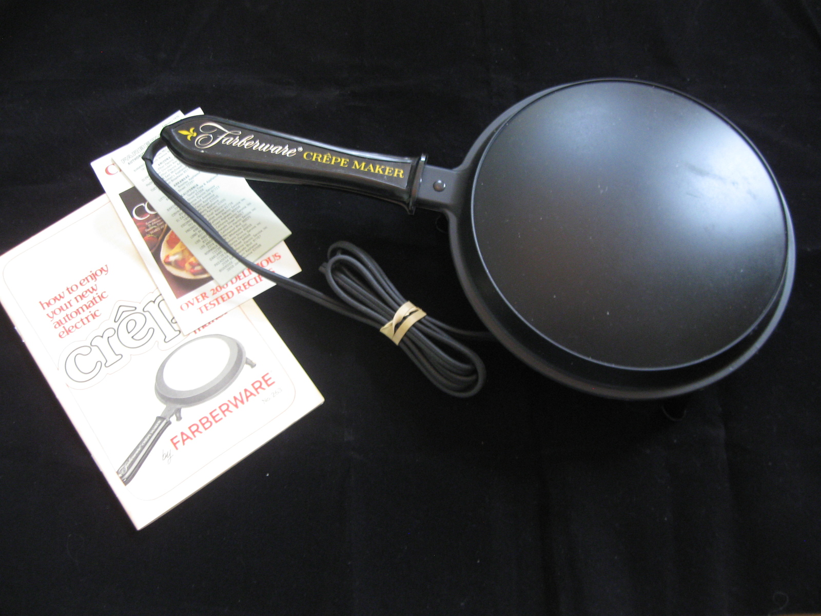 Vintage 1976 Farberware Automatic Electric Crepe Maker Kitchen Cooking