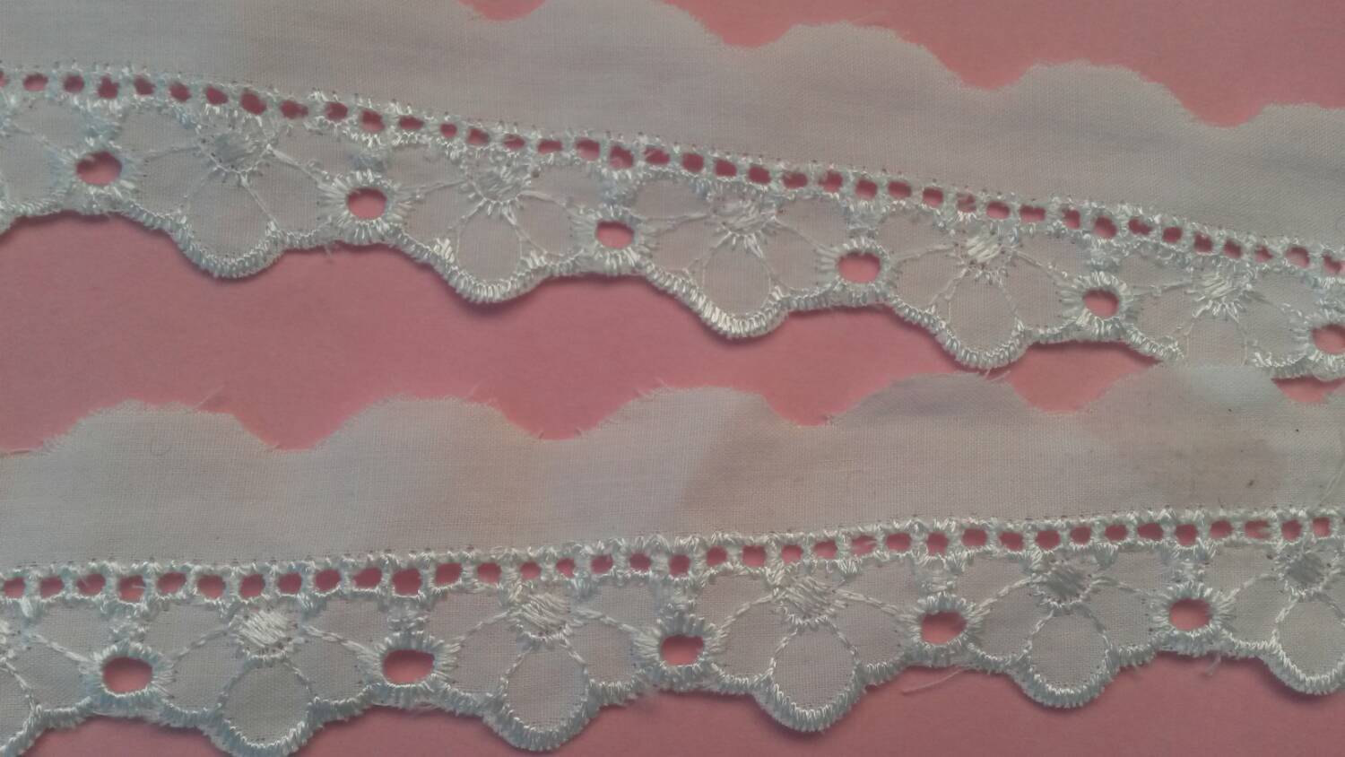 FREE Shipping - 2 Yards WHITE lace trim scalloped eyelet, with flower design 1.2