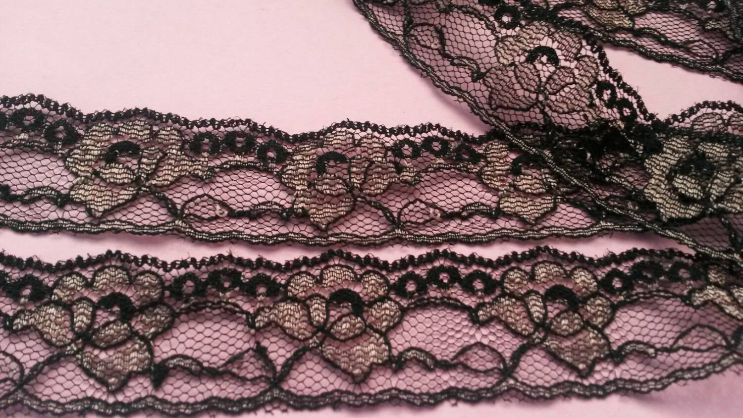 2 Yards BLACK and Pink Flower Venice Lace Trim 1