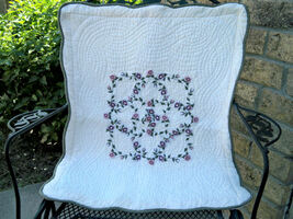 Vintage quilted pillow shams1 thumb200