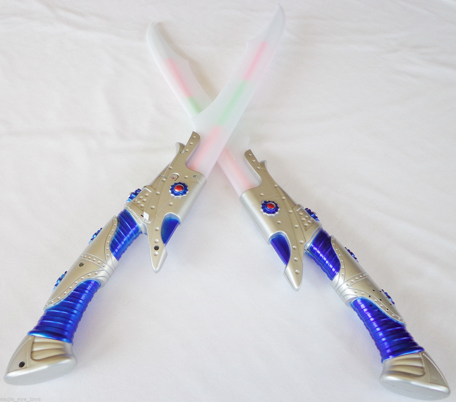 Toy Medieval Weapons! 2x Fantasy Knight Light Up Sword w/ Flashing
