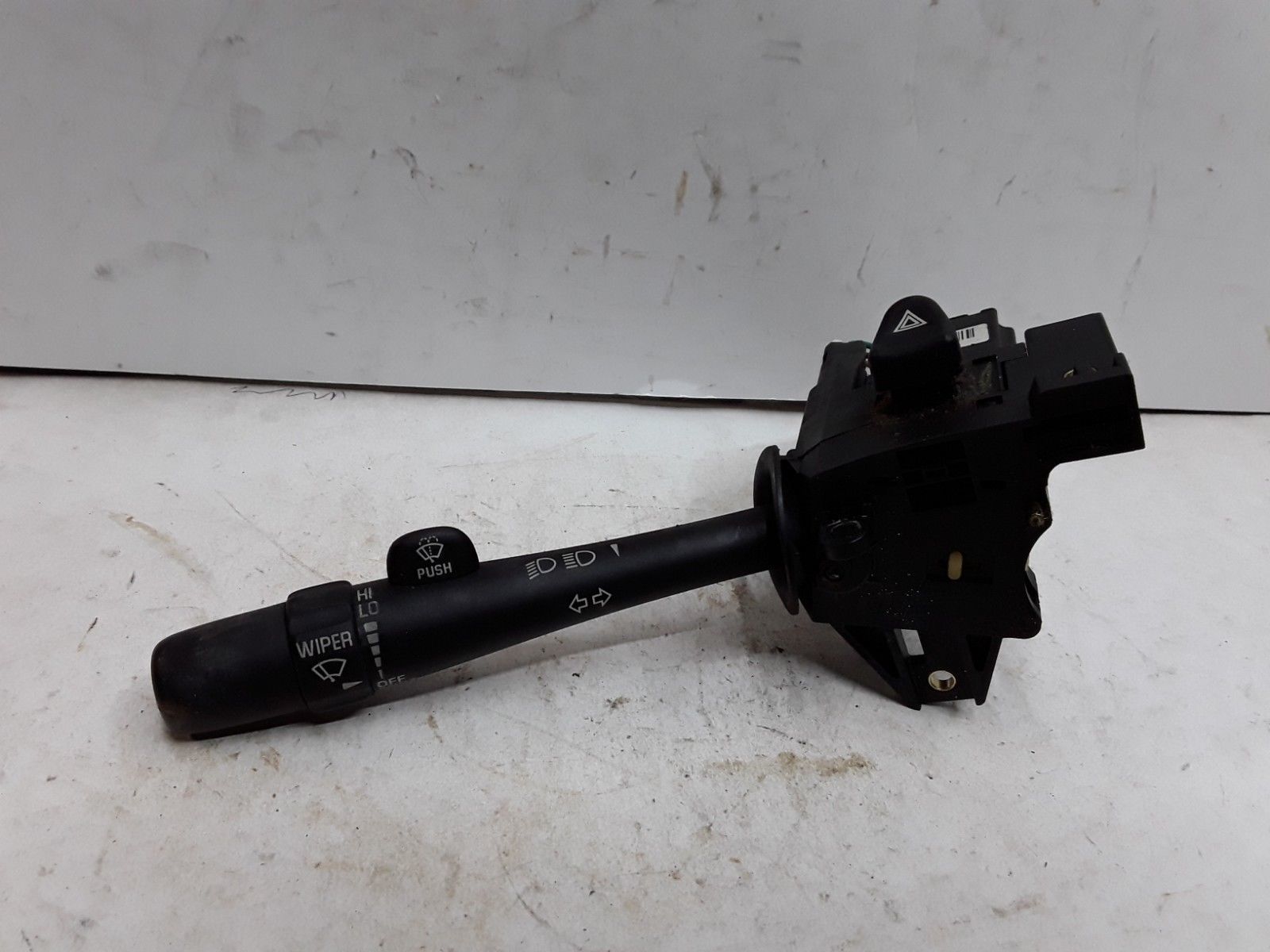 00 01 02 Buick LeSabre turn signal wiper switch OEM 26057323 Switches