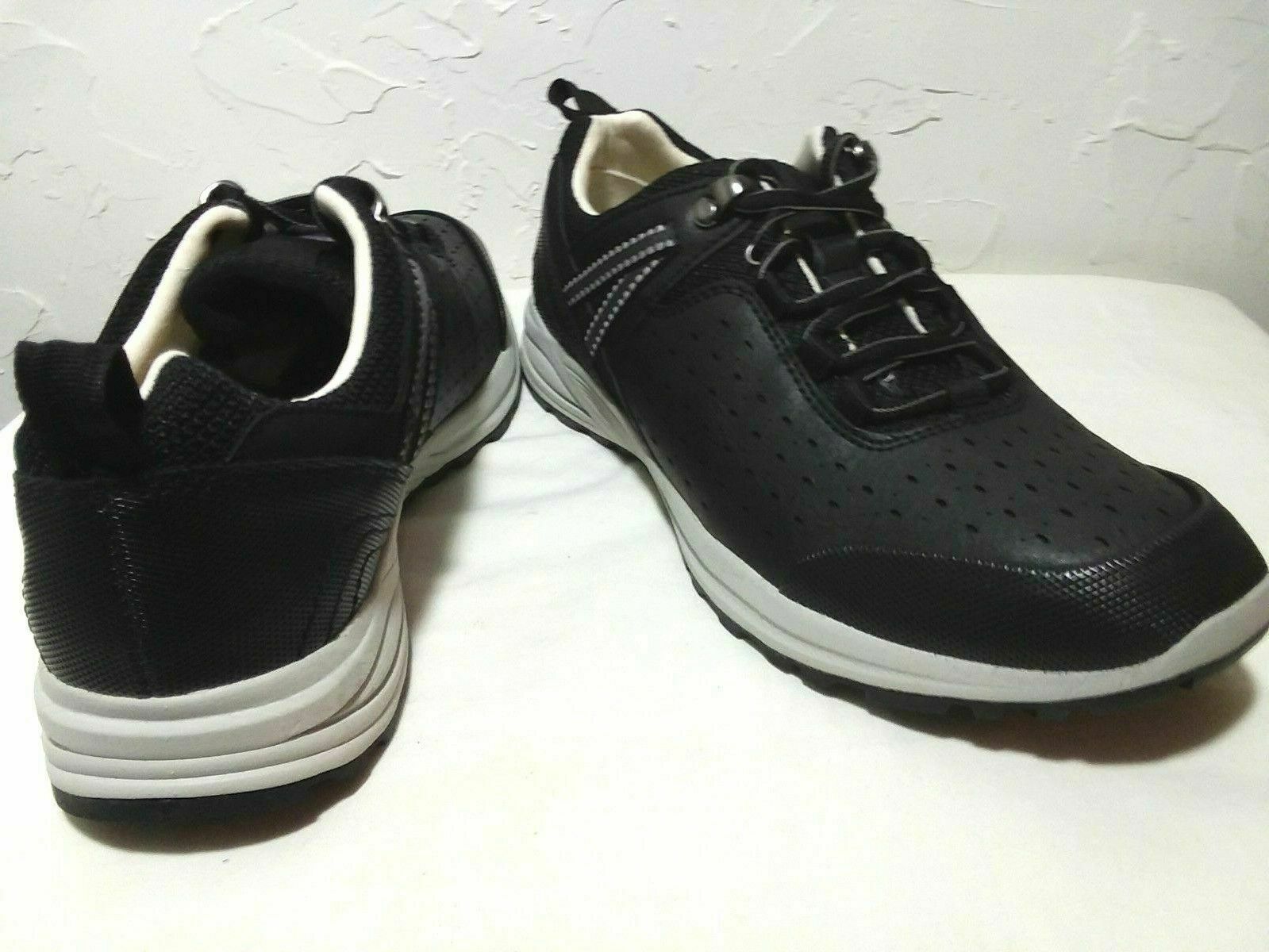 EARTH SPIRIT WOMEN BLACKHEAVYDUTYCONTOUREDATHLETIC SHOES Athletic