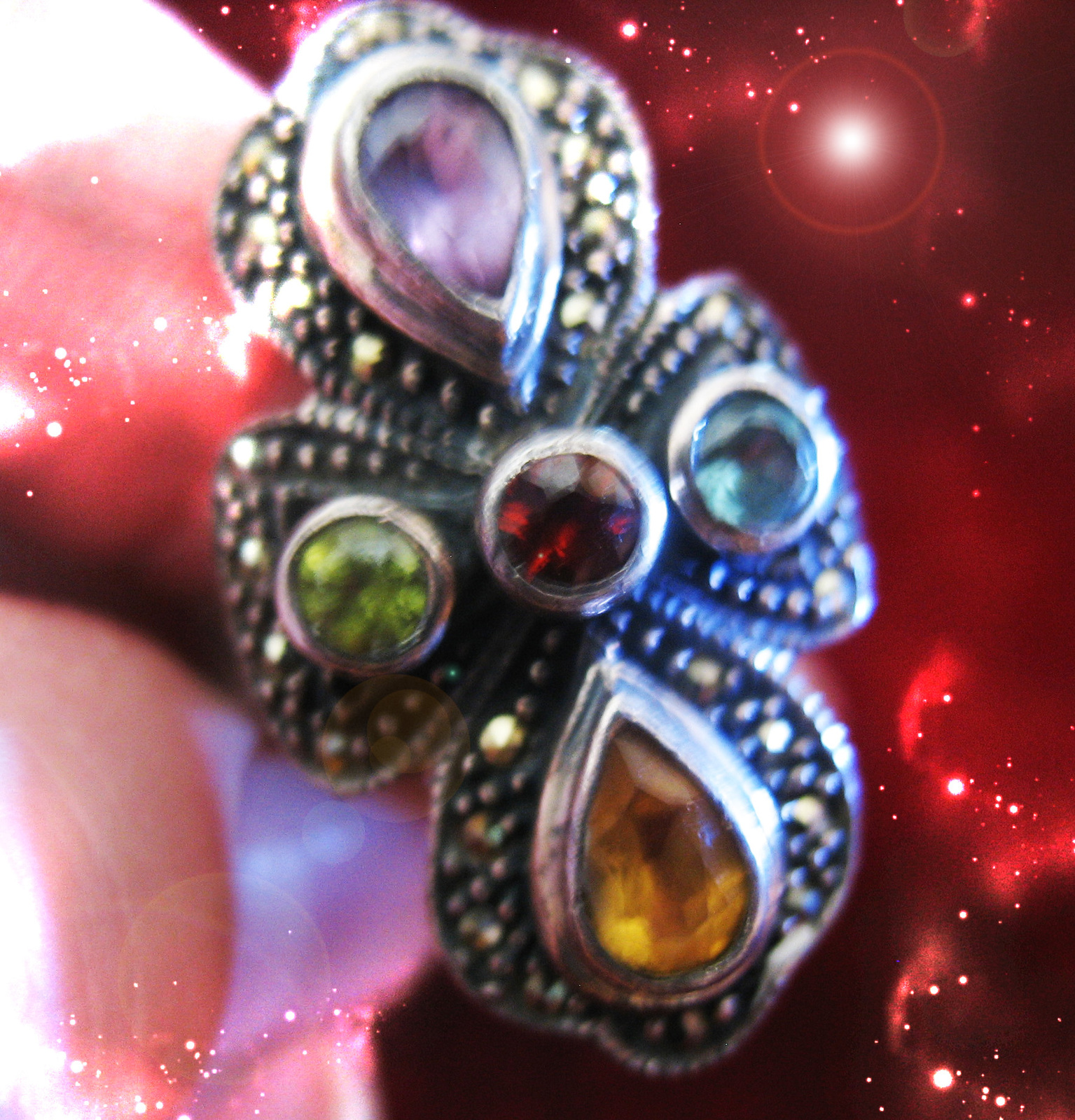 Primary image for HAUNTED RING QUEEN OF ENTICING TEMPTATIONS MAGICK GOLDEN ROYAL COLLECTION MAGICK