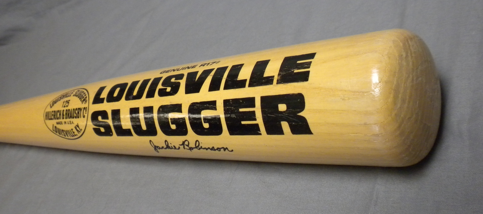 Rare Jackie Robinson Baseball Bat Louisville Slugger R17 Wooden 33
