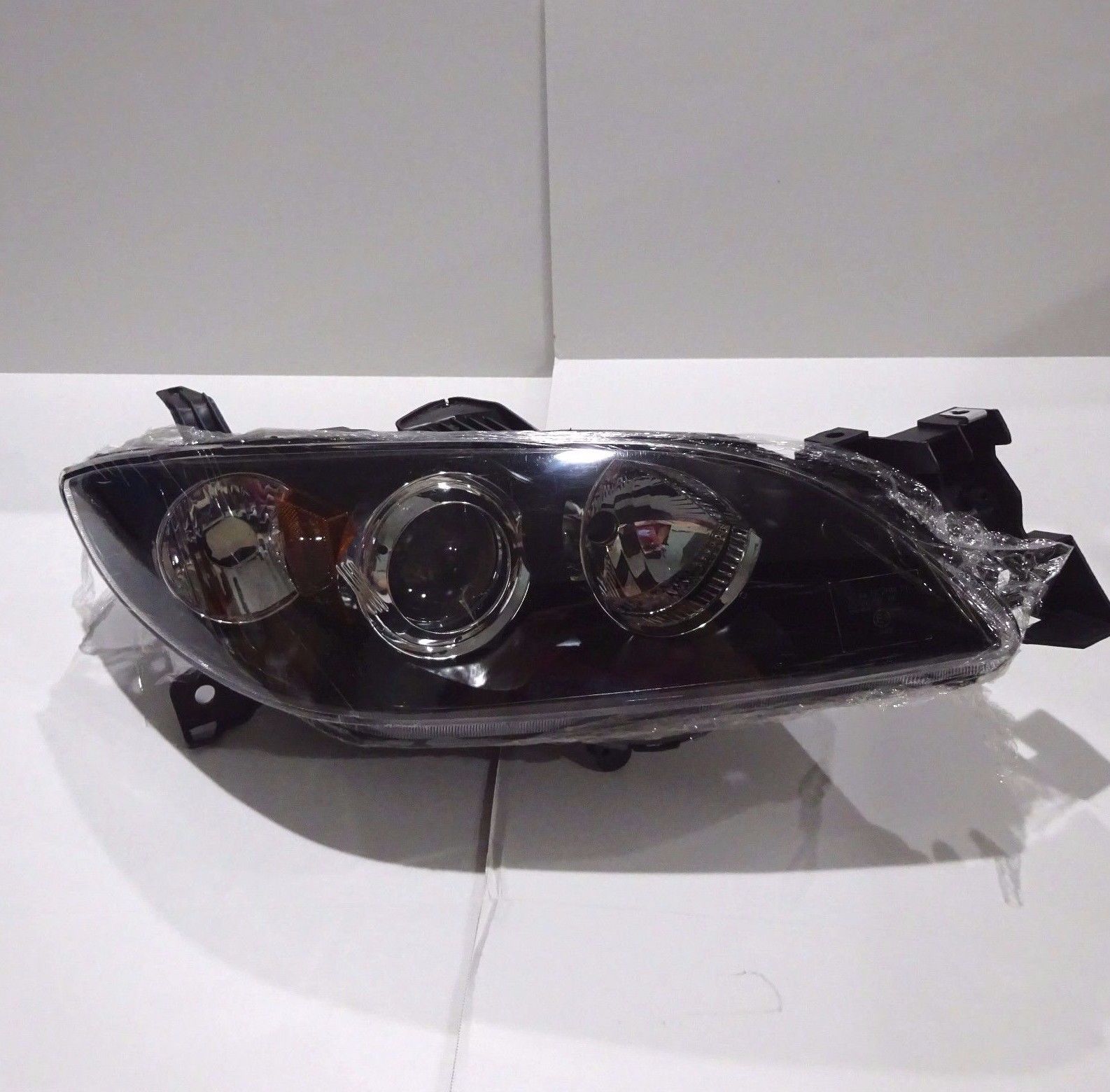 2008 Mazda Tribute Headlight Assembly - Ultimate Mazda