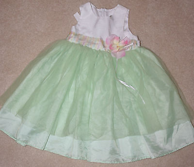 3t green dress