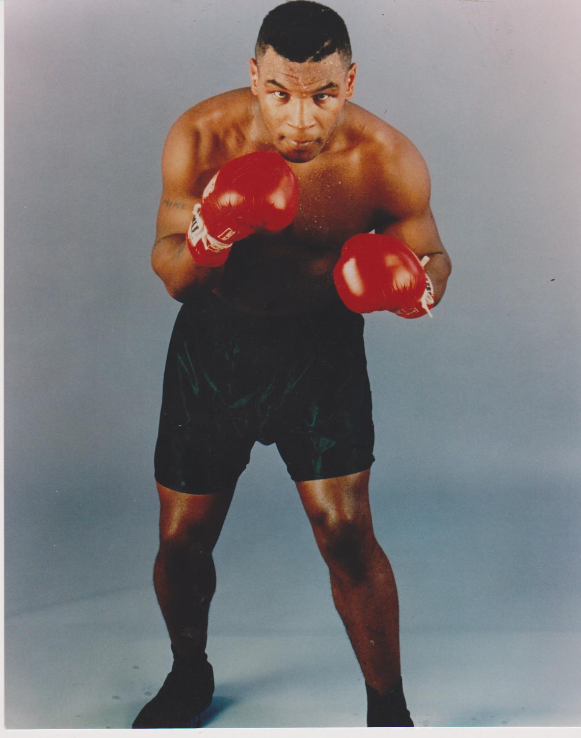 Mike Tyson Heavyweight MM70 Vintage 8X10 Color Boxing Memorabilia Photo