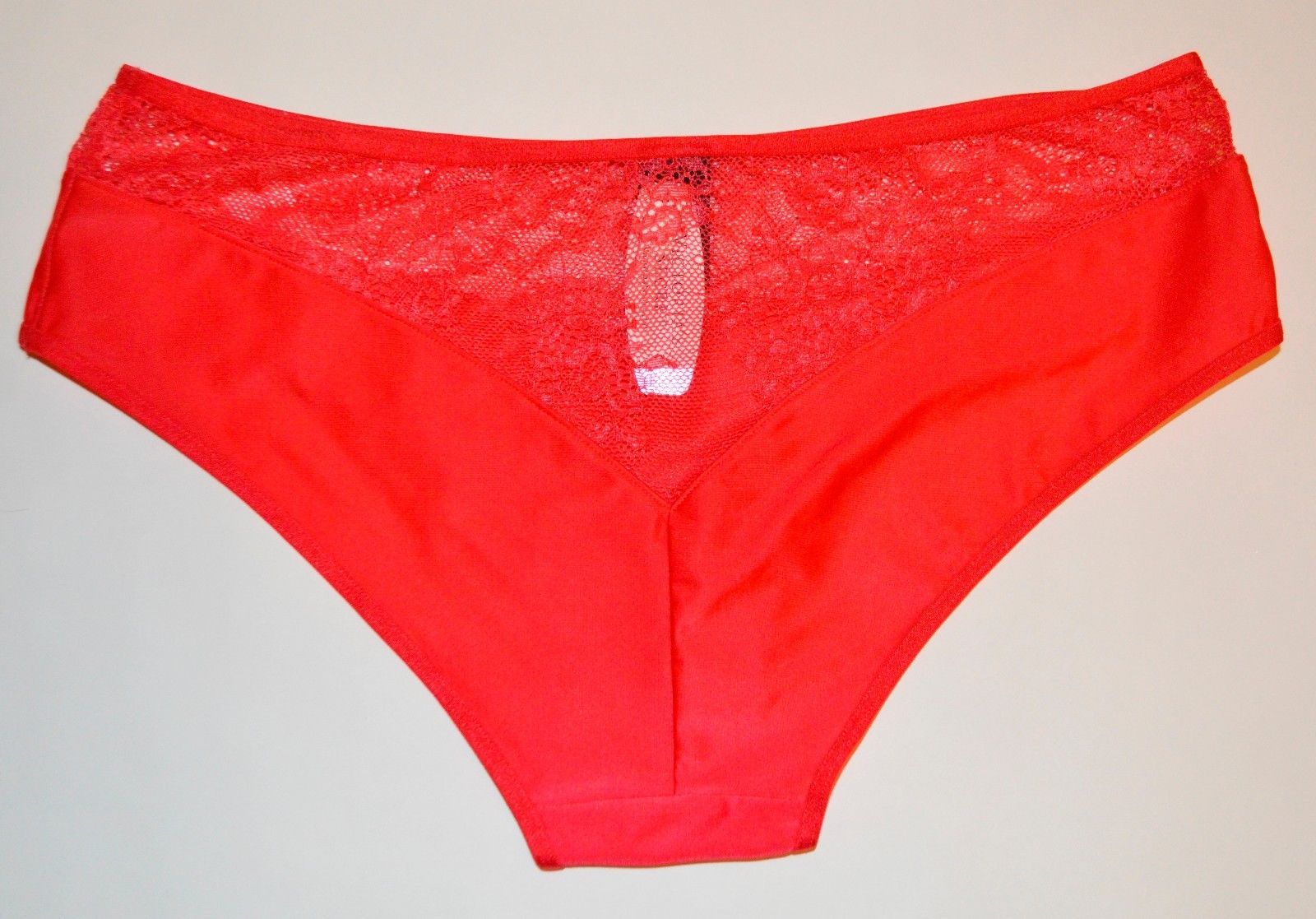 NEW Victoria's Secret Hiphugger Panty in Bright Cherry with Lace. Small ...