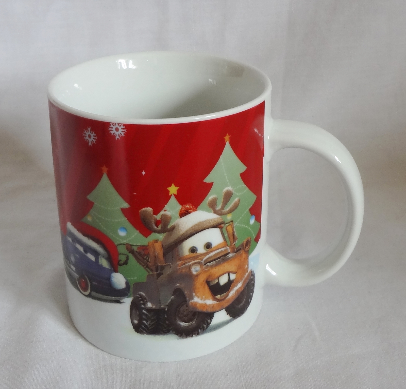 Disney Pixar Cars 10 oz Christmas Coffee Cup Mug Lightning McQueen