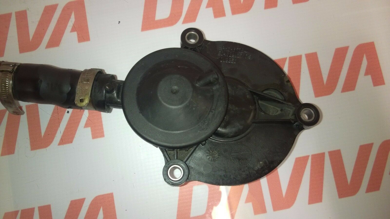 MITSUBISHI FUSO CANTER 3.0 TURBO DIESEL 2013 4P10 ENGINE OIL FILTER