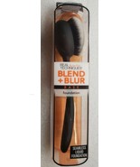 Real Techniques By Sam &amp; Nic Blend + Blur Base Foundation Brush - $19.34