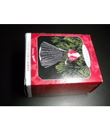 Hallmark Keepsake Ornament 1998 Holiday Barbie 6th in Series Handcrafted - $8.99