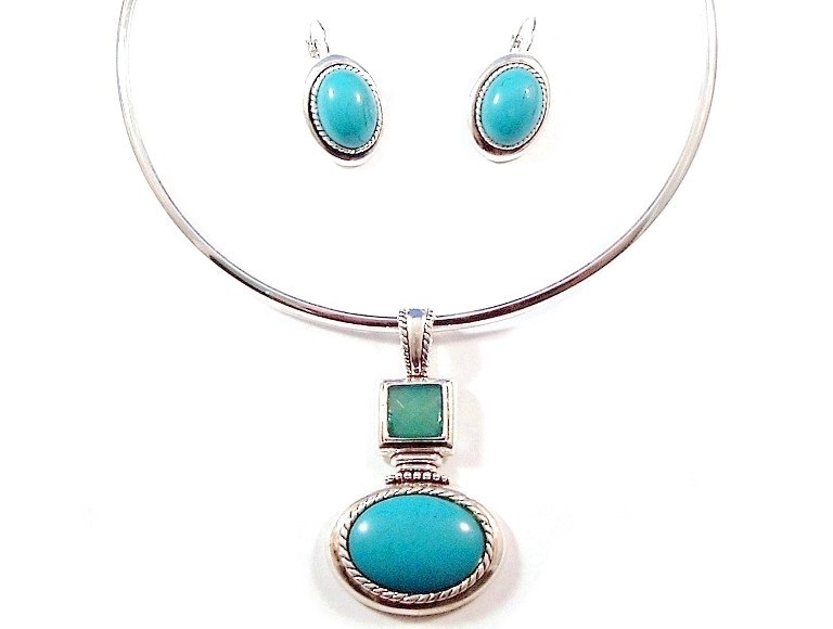 Necklace & Earring Set Faux Turquoise Fashion Jewelry Silver Tone Metal