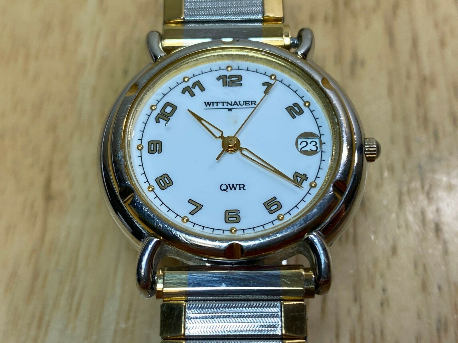 wittnauer qwr watch value