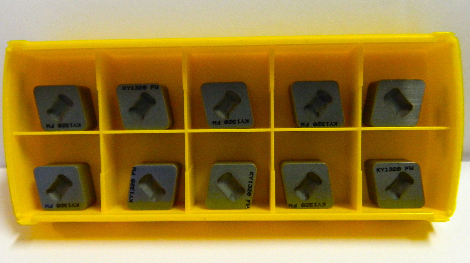 Kennametal 3137274 CNGX454T0420FW KY1320 TOP NOTCH CERAMIC TURNING