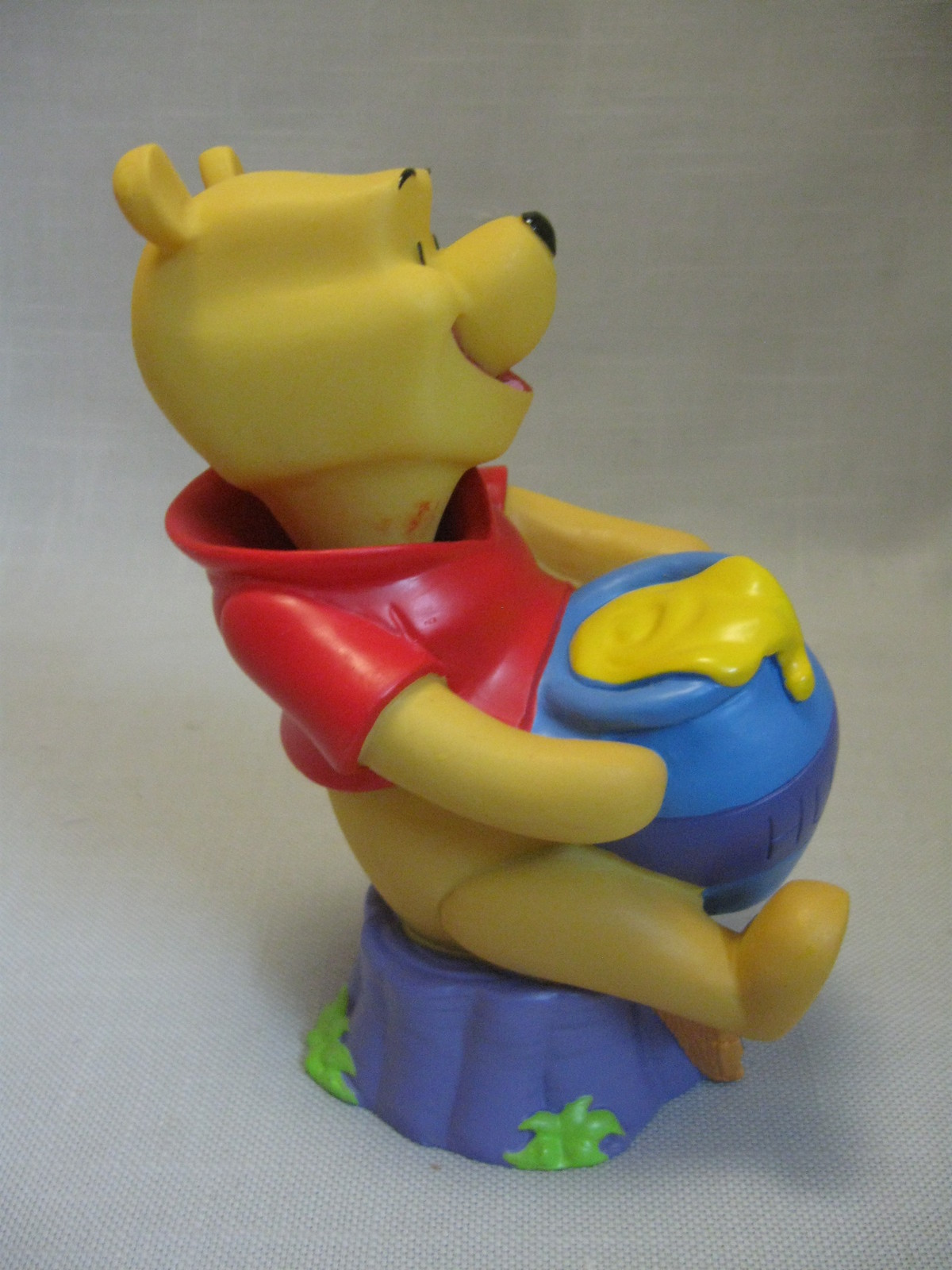 winnie the pooh plastic figures