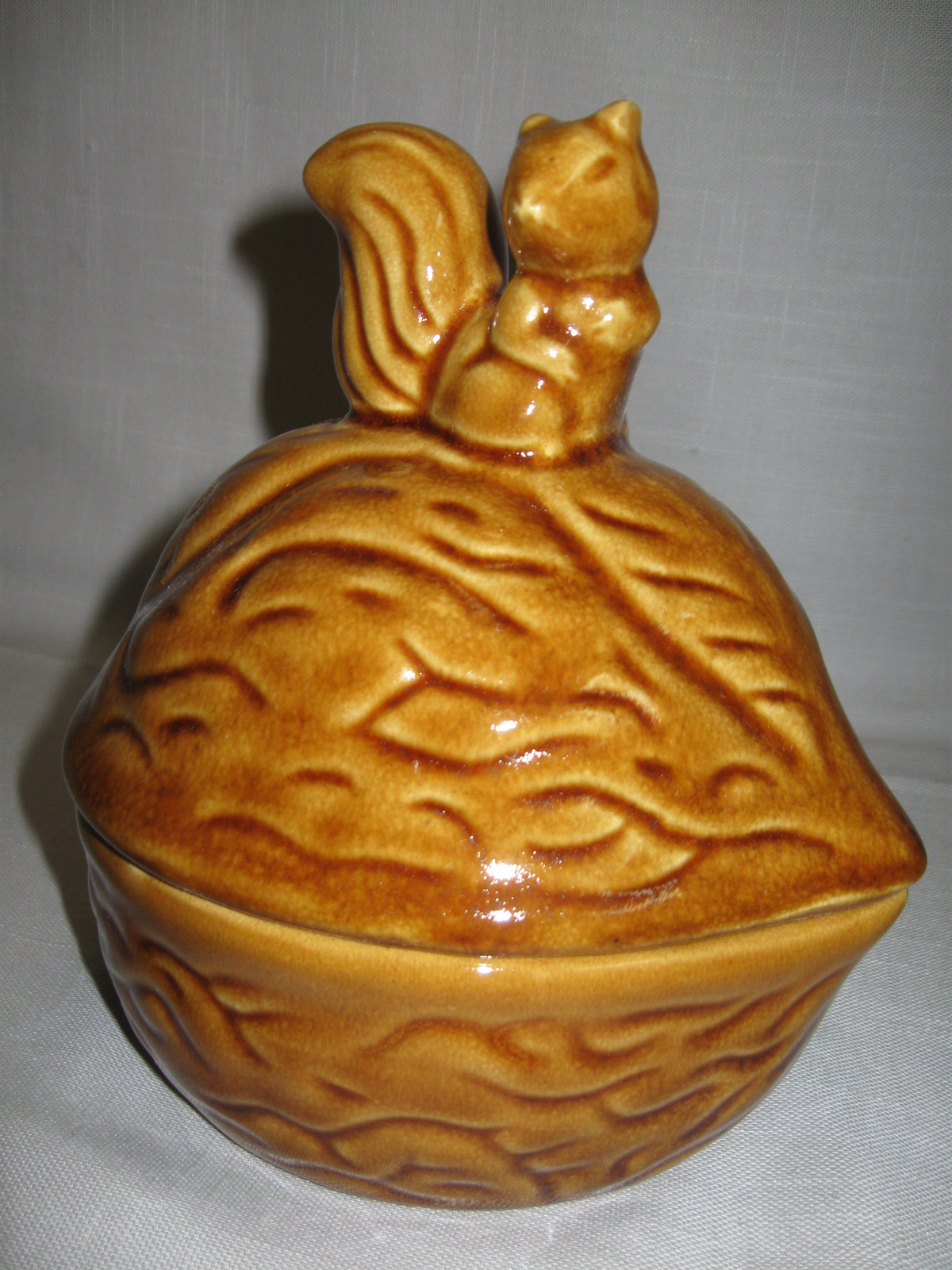Walnut Squirrel With Acorn Canister Cookie Candy Jar Ceramic