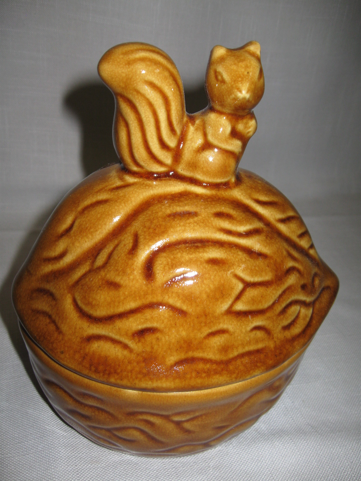 Walnut Squirrel With Acorn Canister Cookie Candy Jar Ceramic