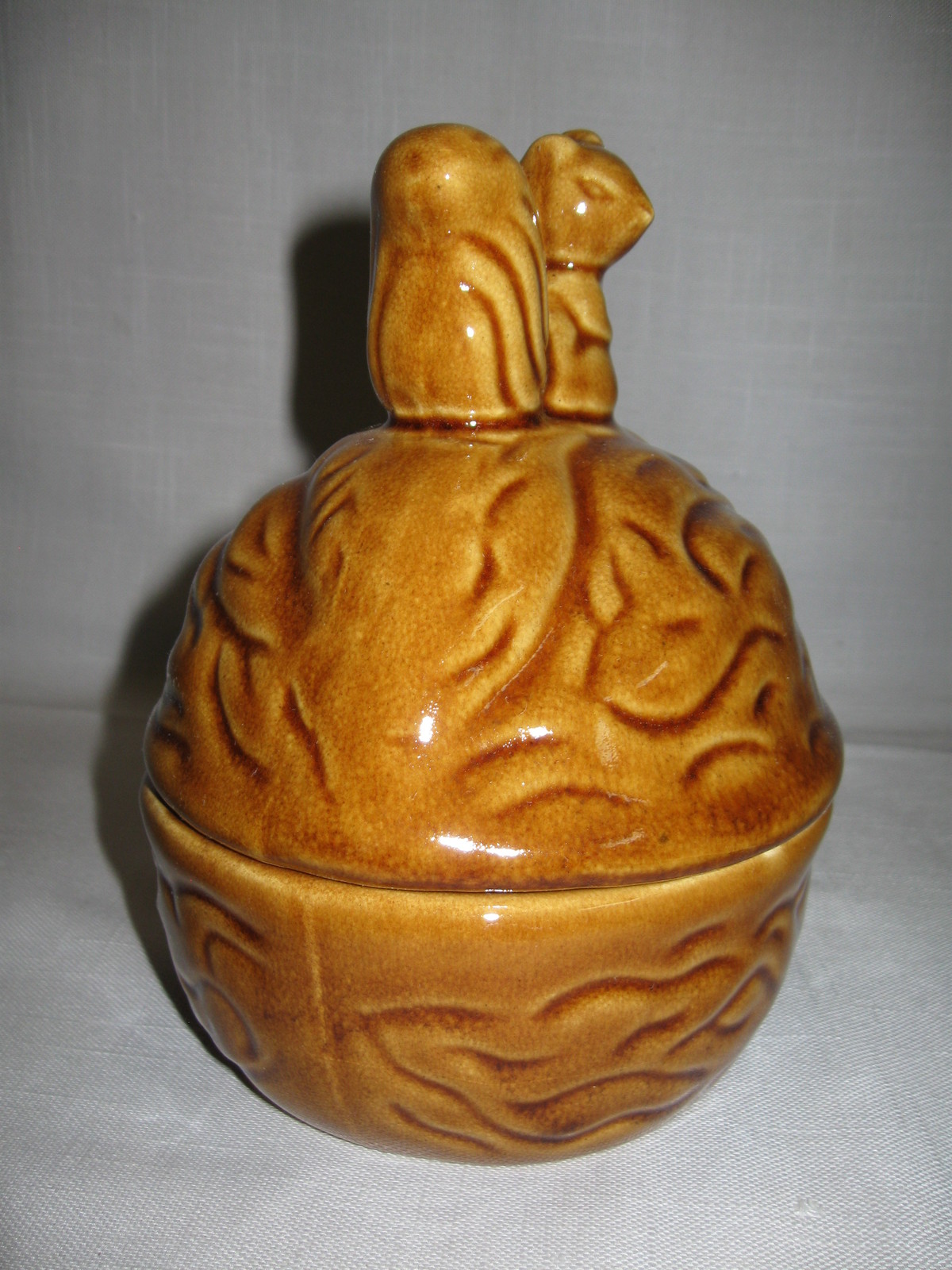 Walnut Squirrel With Acorn Canister Cookie Candy Jar Ceramic