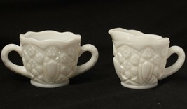 Imperial Creamer and Sugar Glass Daisy and Button Variant Milk Set - $10.39