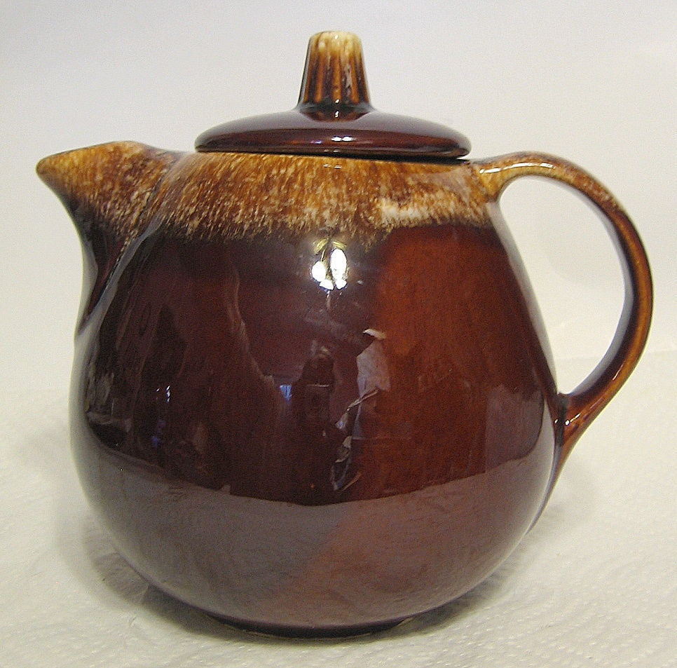 Hull Pottery Teapot Drip Glaze Pottery & Glass