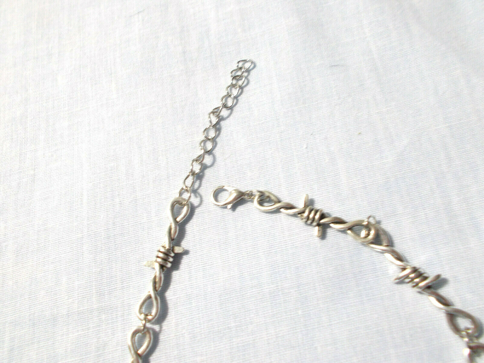 Barb Wire Barbed Wire Twist Chain Necklace 19.5 Inches with 2 Inch ...