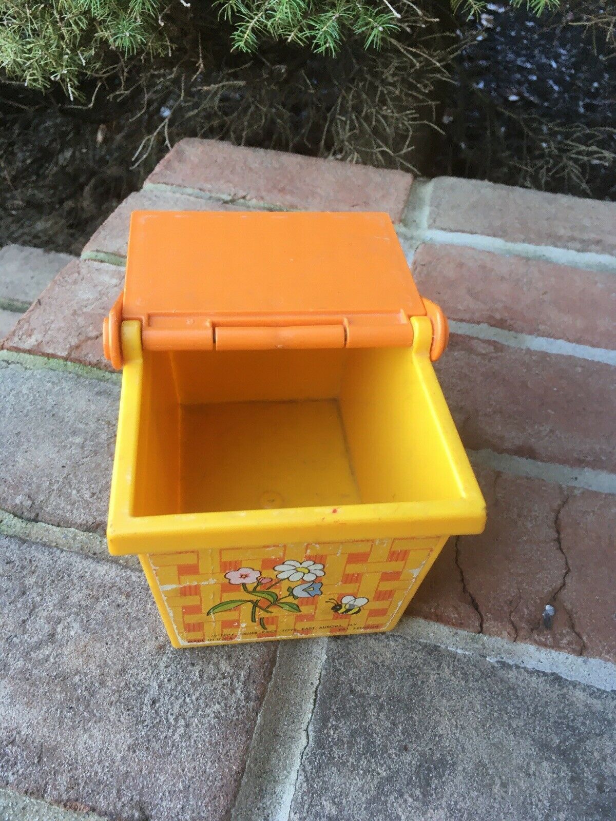 FisherPrice Picnic Basket 677 Teddy Bear Vintage 1974 Other