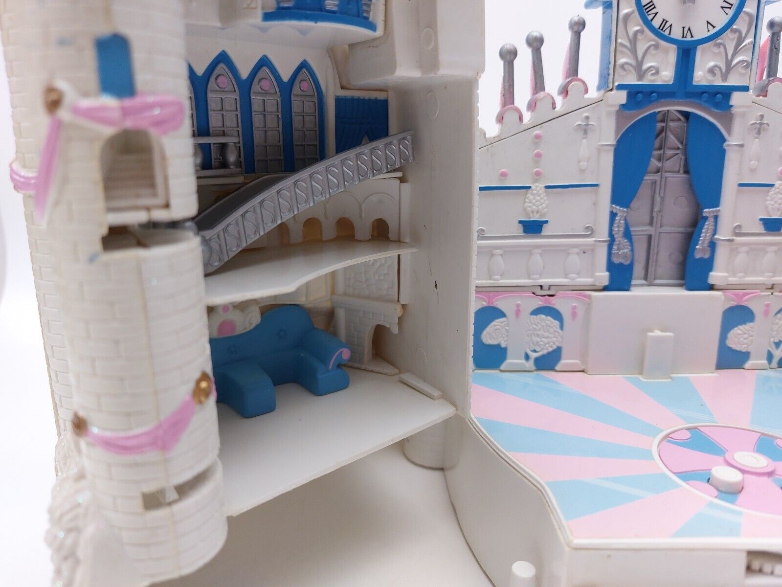 Vintage 1996 Polly Pocket Trendmasters Disney Cinderella Castle Playset