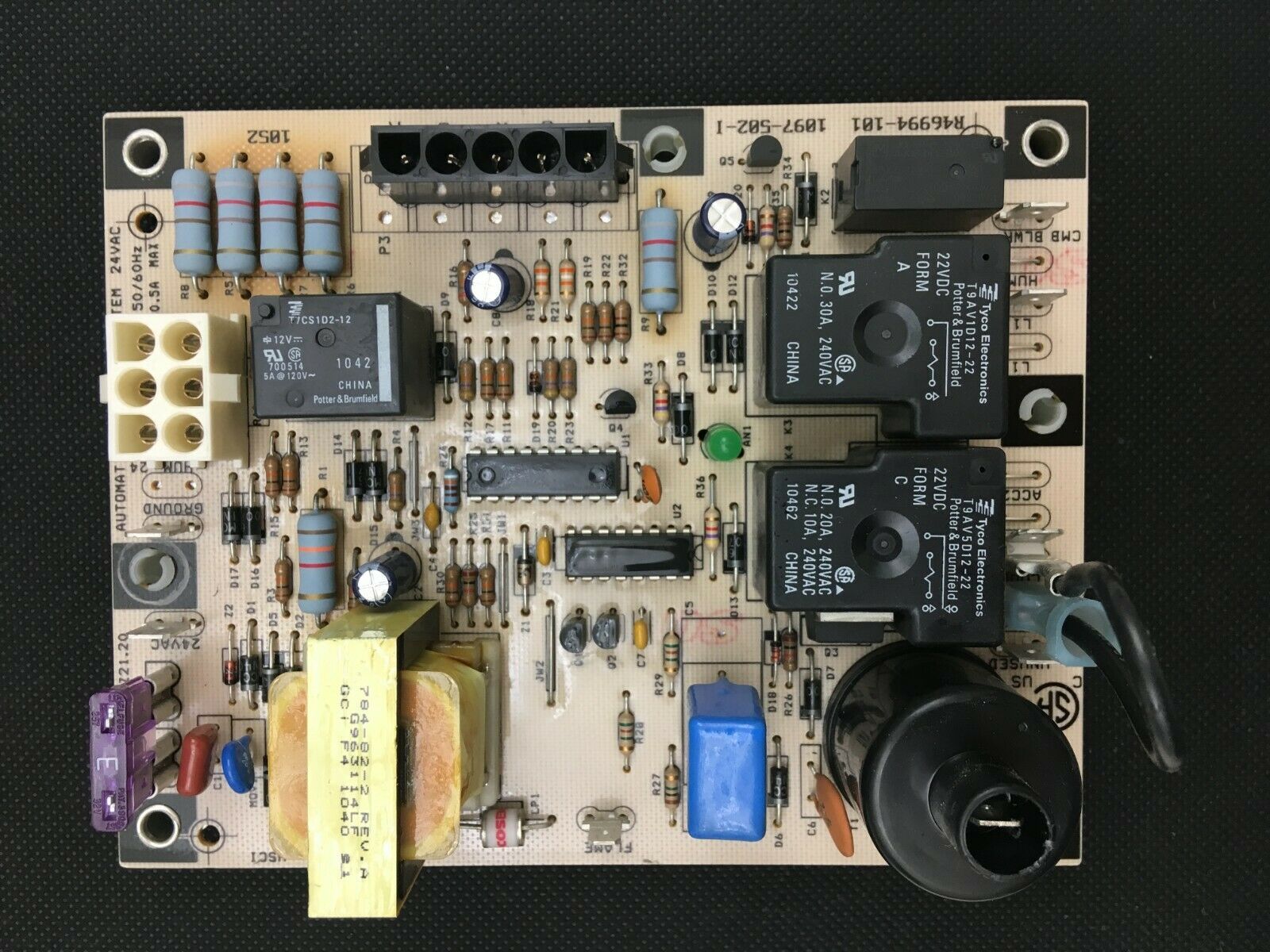 LENNOX R46994101 1097502I 109783503A Furnace Control Circuit Board