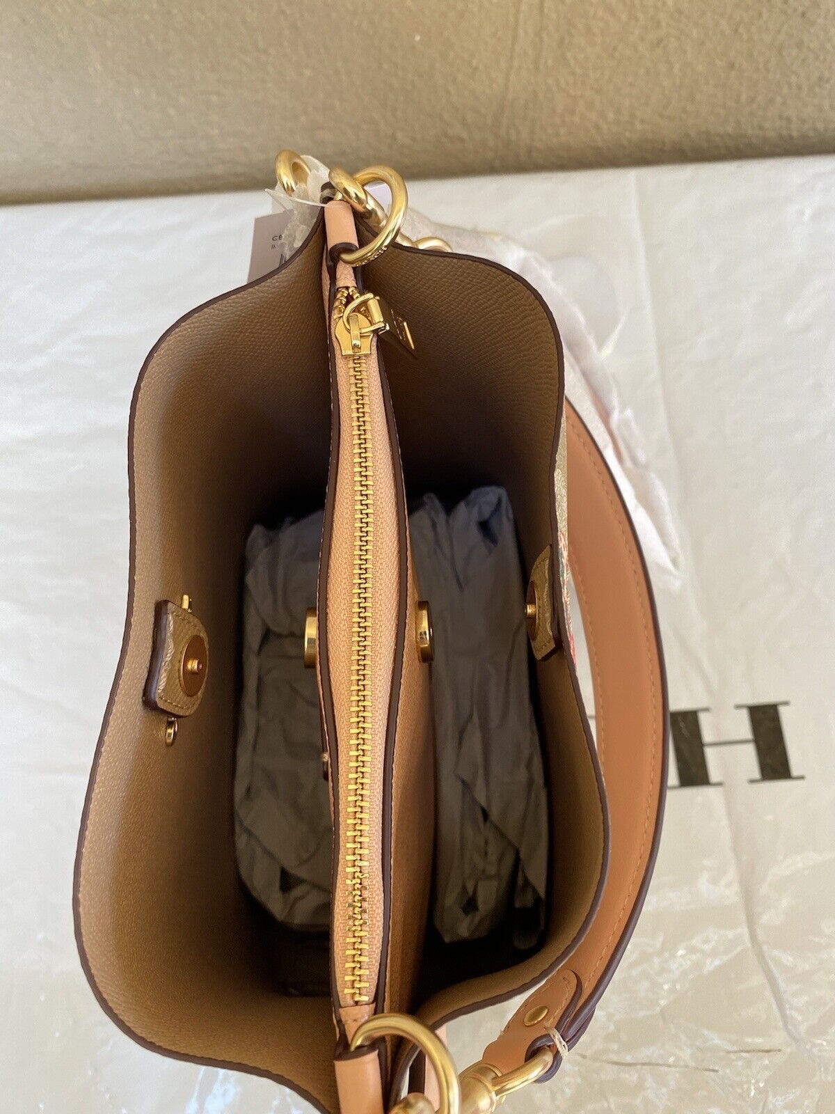 NWT Coach Mollie Bucket Bag 22 In Signature and similar items