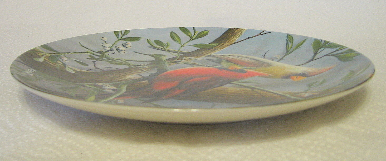 The Cardinal Collector Plate Knowles 4357J 1984 Art